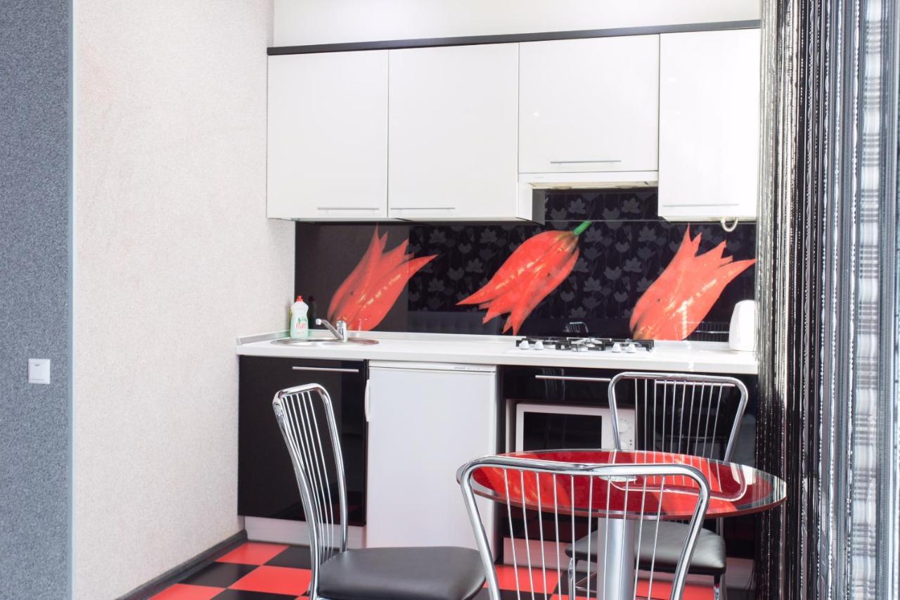 Luxury Studios On Nauki Avenue ハルキウ エクステリア 写真